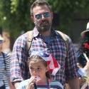 Ben Affleck Leads A 4th of July Parade With His Kids!