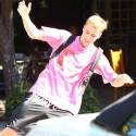 Justin Bieber Almost Wipes Out On His E-Skates!